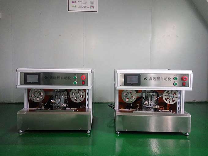 包銅箔機的制作方法 包銅箔機的制作方法